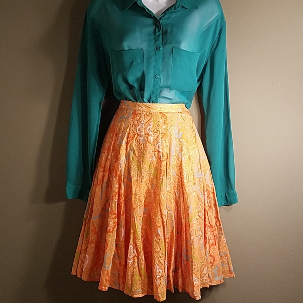 TOMMY BAHAMA SKIRT